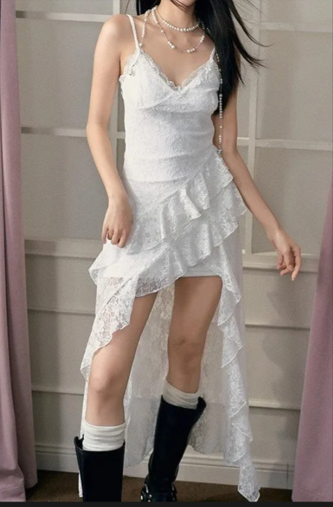 [A stylish one-piece dress with just the right amount of sheerness] Asymmetrical Camisole Dress TK0173