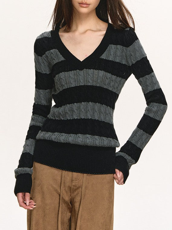 Two-tone striped V-neck top TK0381
