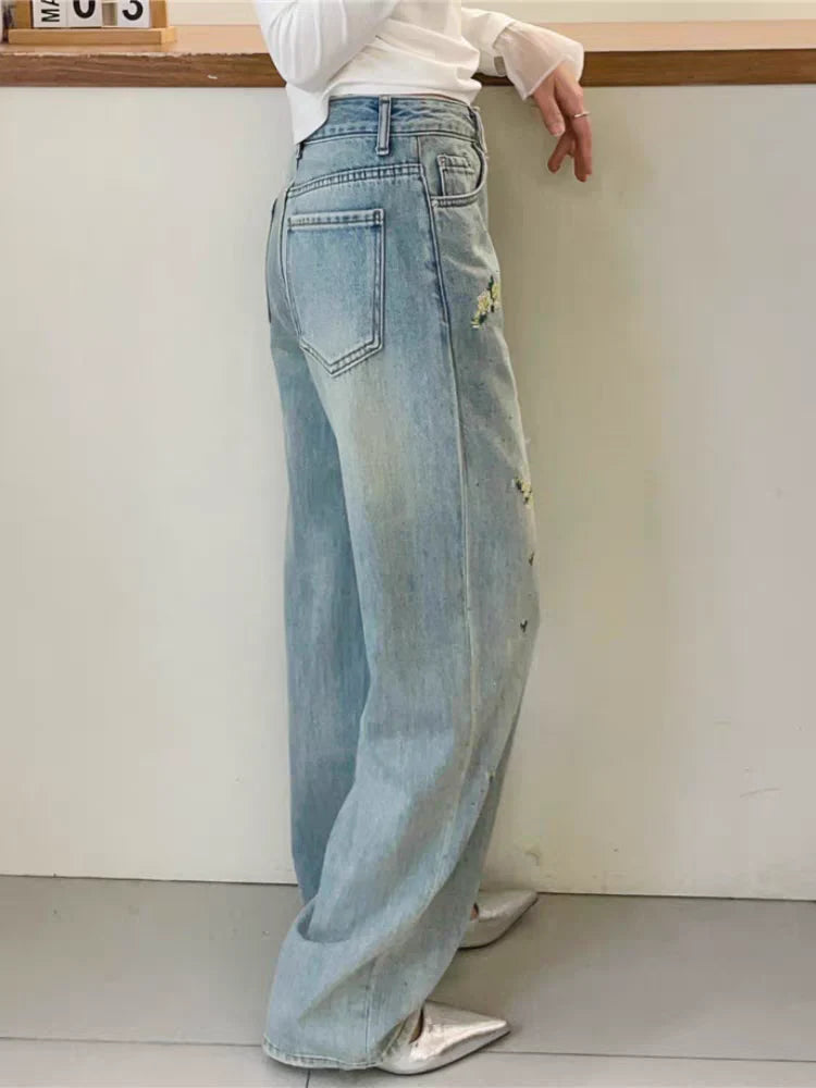Floral Embroidered Relaxed Wide-Leg Jeans TK0514